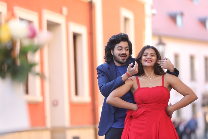 “Tomato Buggala Pilla” from Dhoom Dham Unveiled