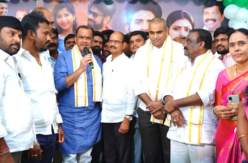 Chetilo Cheyeesi Cheppu Bava Releasing in Theaters from Nov29