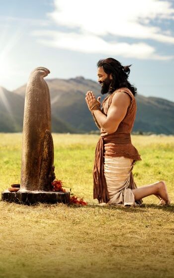 Namaskaram to all Telugu cinema lovers, to people of all communities, and especially to my Brahmin friends…!