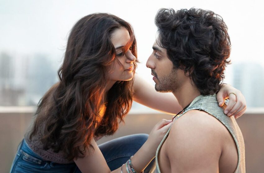 Romantic track Barbaad Released from Saiyaara