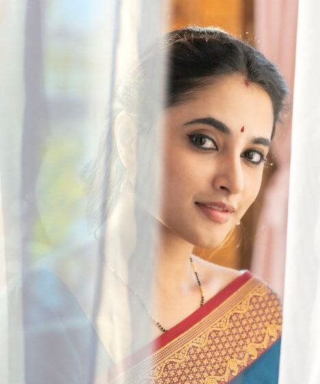 Priyanka Arul Mohan as Kanmani – First look Unveiled