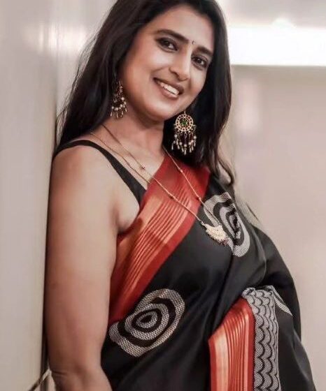Actress Kasthuri Appreciates Baby Movie team for Winning 2 National Awards