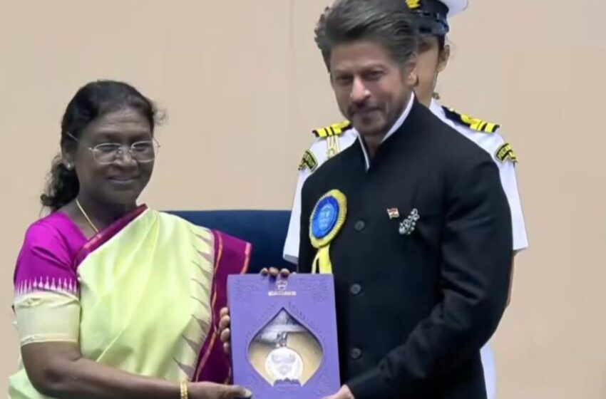 Shah Rukh Khan Collects Best Actor National Award for His Performance in Jawan