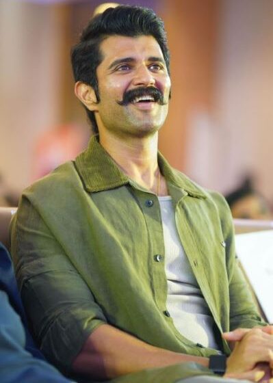 Actor Vijay Deverakonda stands as a pillar of support and confidence for the Little Hearts team