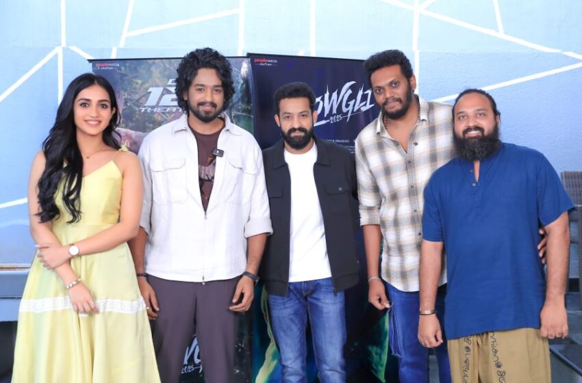 యంగ్ టైగర్ ఎన్టీఆర్ లాంచ్ చేసిన మోగ్లీ 2025 ఎపిక్ లవ్ & వార్ టీజర్