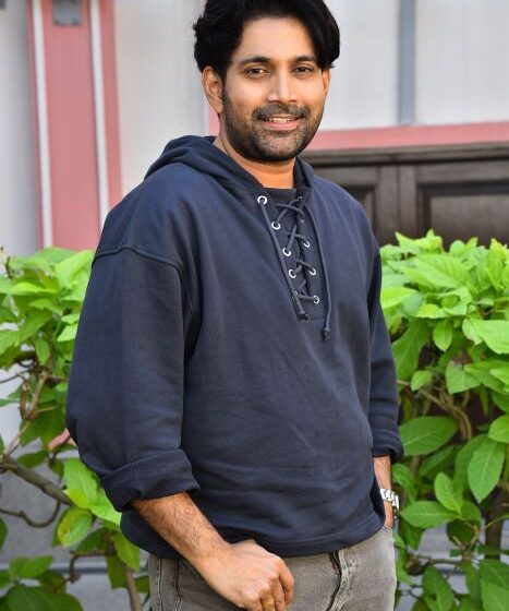  Santhana Prapthirasthu with its perfect blend of entertainment, emotion, and a strong message – Vikranth