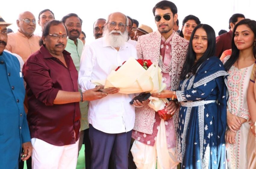 Amma… Naaku Aa Abbayi Kaavali Film Launched Grandly
