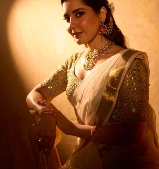  Raashii Khanna Offers a Soulful Prayer to Mahadev This Maha Shivratri with Shiv Kailashon Ke Waasi