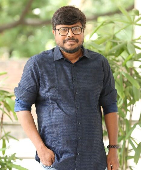 రంభ ఊర్వశి మేనక లో అల్లరి నరేష్ గారి కామెడీ ర్యాంపేజ్ ఉంటుంది – చంద్ర మోహన్ చింతాడ