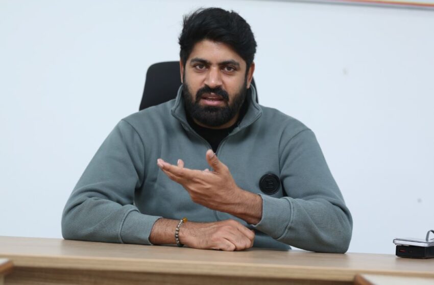 Tollywood Monopoly Row Escalates – O Andala Rakshasi Director Sends Final Legal Notices