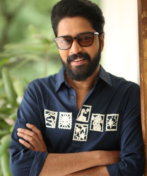  రంభ ఊర్వశి మేనక అవుట్ అండ్ అవుట్ ఎంటర్‌టైనర్ – అల్లరి నరేష్